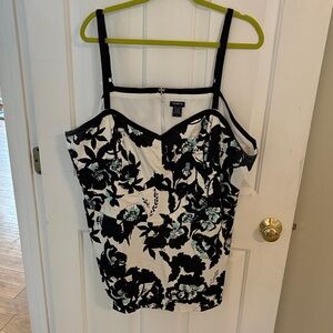 torrid Black, White & Mint Floral Sweetheart Tank
